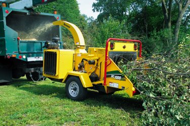 wood-chipper-vermeer-bc1000xl-2-1200x800.jpg