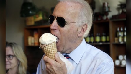 Joe-Biden-eating-ice-cream-2803716520.jpg