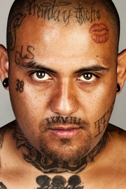 ex-gang-members-tattoos-removed-skin-deep-steven-burton-11.jpg