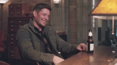 jensen-ackles-dean-winchester.gif