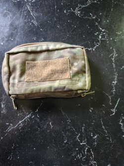 TT - E&E Pouch Horizontal.02.jpg