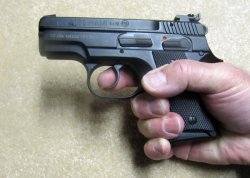 CZ-2075-Rami-9mm.jpg