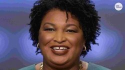 3bb2fd95-204d-40e3-af61-b181e8d183ff-STACEY_ABRAMS_WHAT_TO_KNOW_DESK_THUMB_00_00_04_03_Still001.jpg