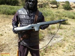 Planet-of-the-Apes-deluxe-replica-gorilla-rifle-1.jpg