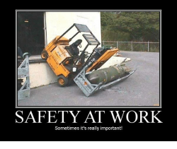 safety-at-work-sometimes-its-really-important-5098873.png